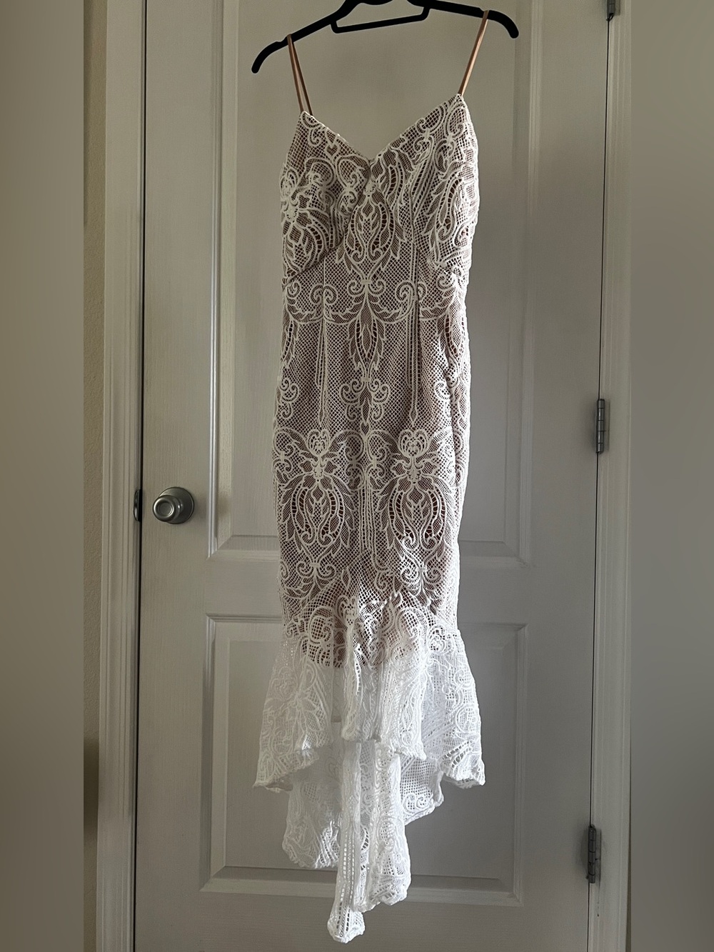 White Lace Spaghetti Strap Dress with High-Low Hem mermaid style